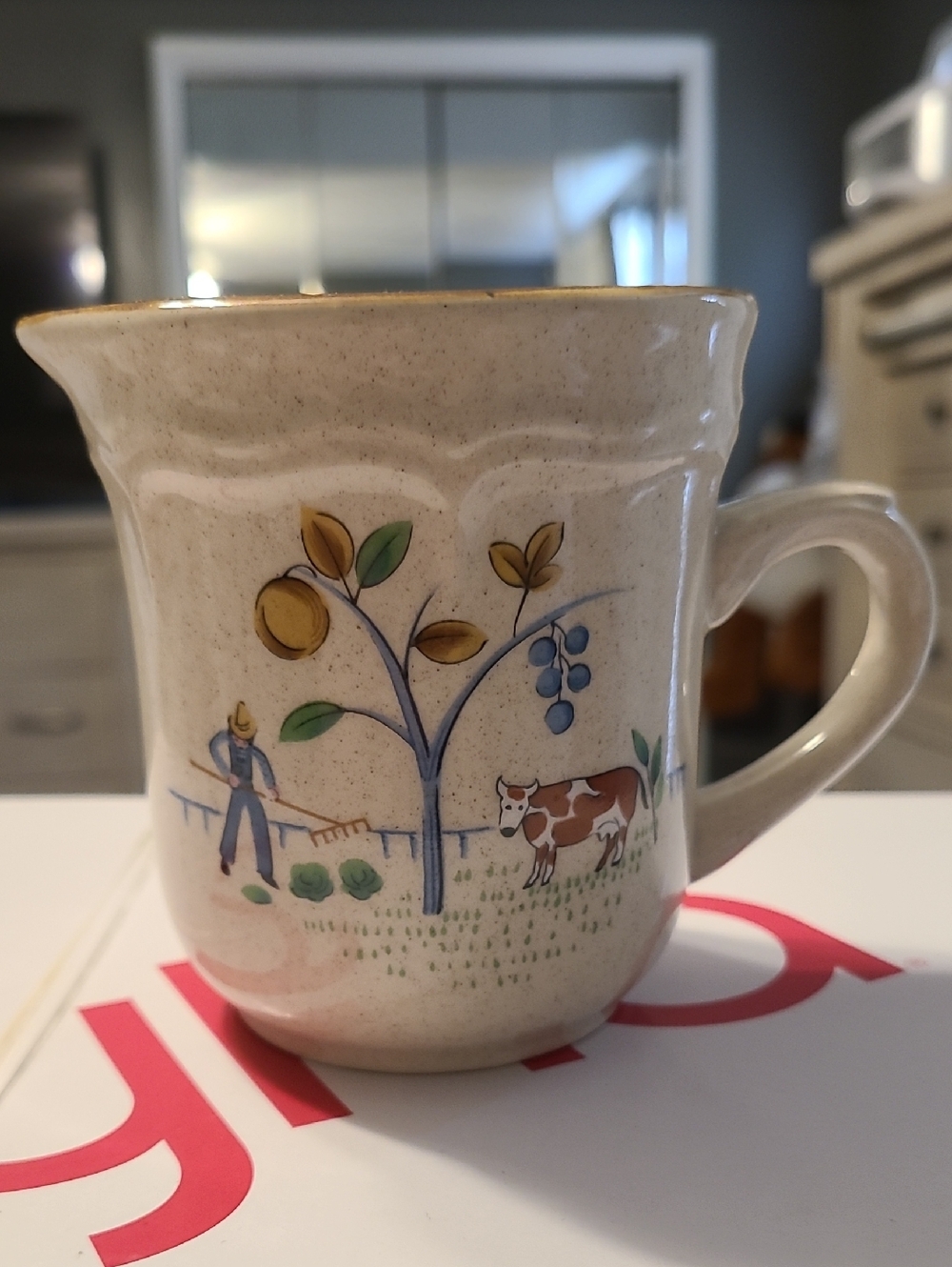 International Heartland Stoneware Creamer